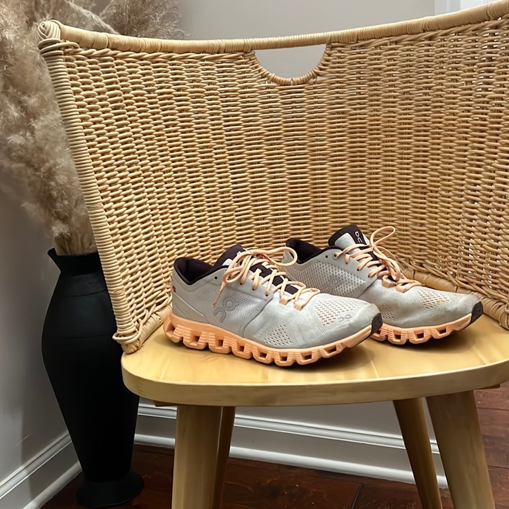 On Cloud Women’s Cloud X 8.5